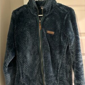 Columbia Blue Puffer Jacket with Plush Texture